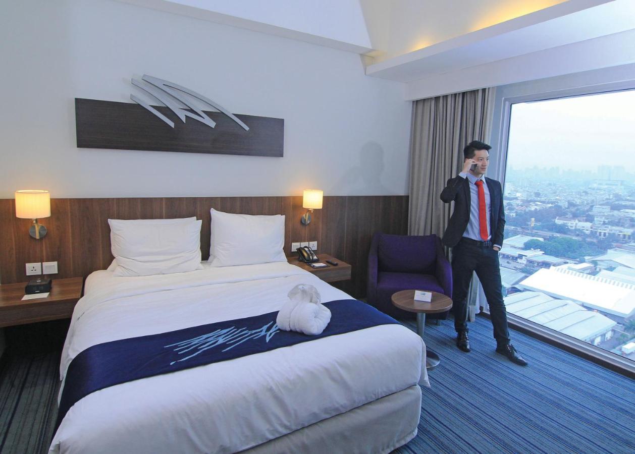 Holiday Inn Express Jakarta Pluit Citygate, An Ihg Hotel Exterior foto