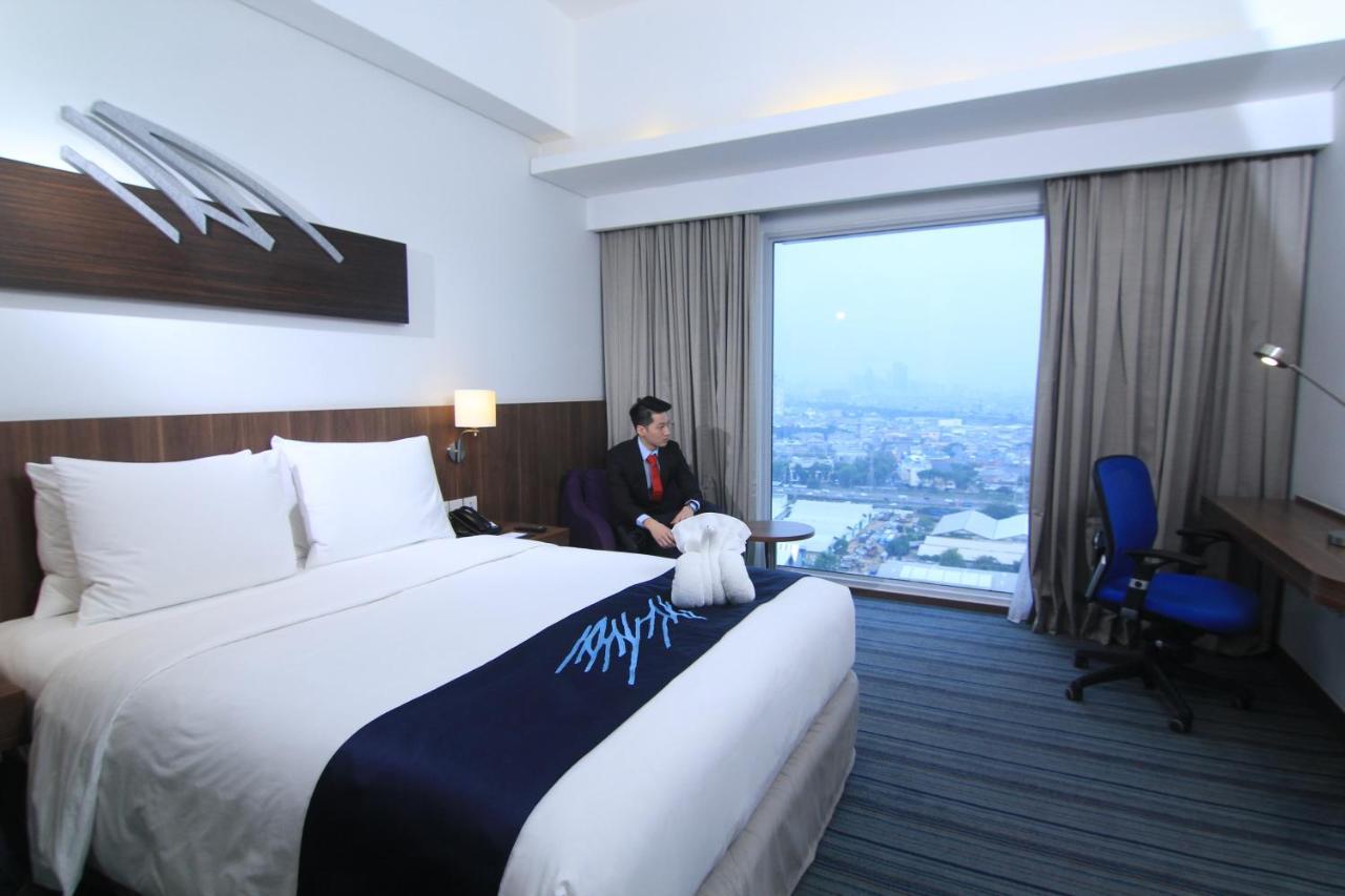 Holiday Inn Express Jakarta Pluit Citygate, An Ihg Hotel Exterior foto